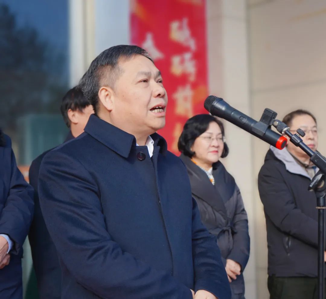 https://www.zzut.edu.cn/__local/3/41/B8/1EAB51A78BEC64523A749F328FE_85C12223_13432.jpg?e=.jpg