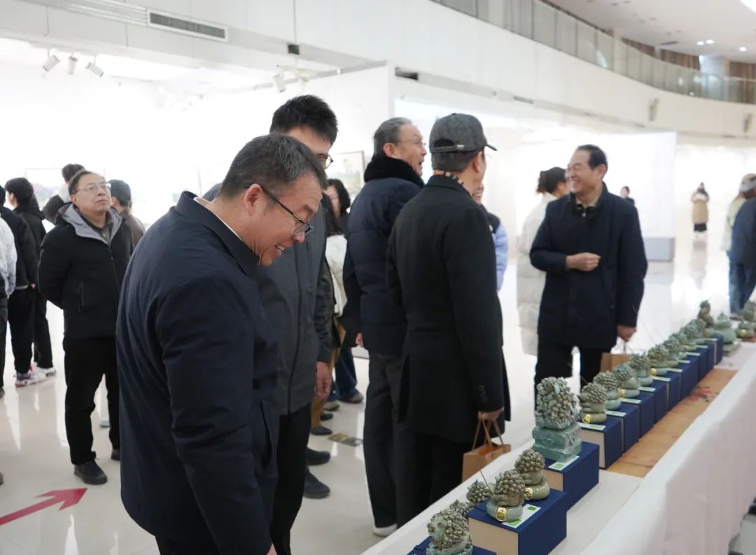 https://www.zzut.edu.cn/__local/9/60/6B/F3CCB40AB43E49E17C5A0398AE3_EE150811_1410A.jpg?e=.jpg https://www.zzut.edu.cn/__local/9/60/6B/F3CCB40AB43E49E17C5A0398AE3_EE150811_1410A.jpg?e=.jpg
