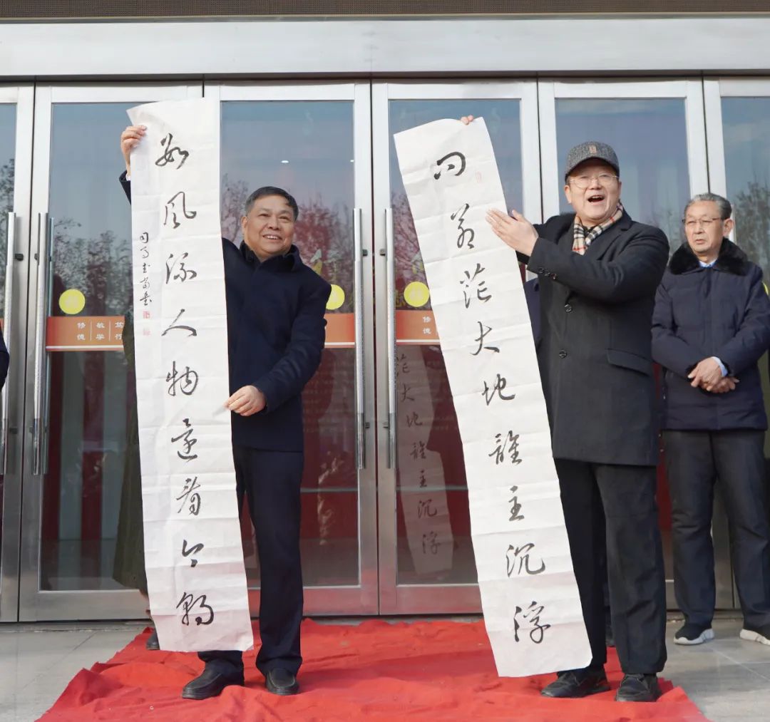 https://www.zzut.edu.cn/__local/E/8D/87/582A704BFAABCF542636C8D4A80_5436DAD8_1DB57.jpg?e=.jpg